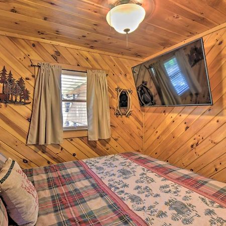 Helen Cabin With Deck And Hot Tub Less Than Half Mi To Main St Экстерьер фото