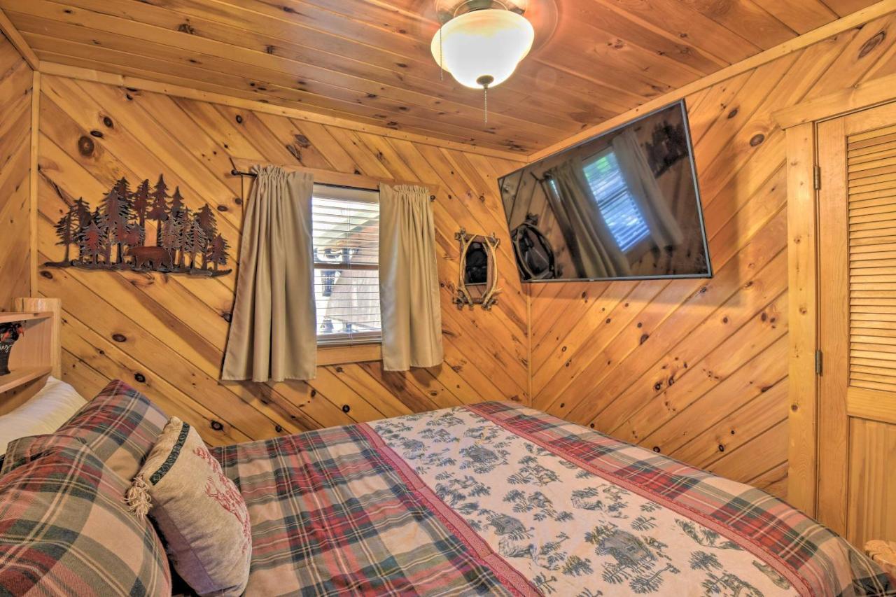 Helen Cabin With Deck And Hot Tub Less Than Half Mi To Main St Экстерьер фото