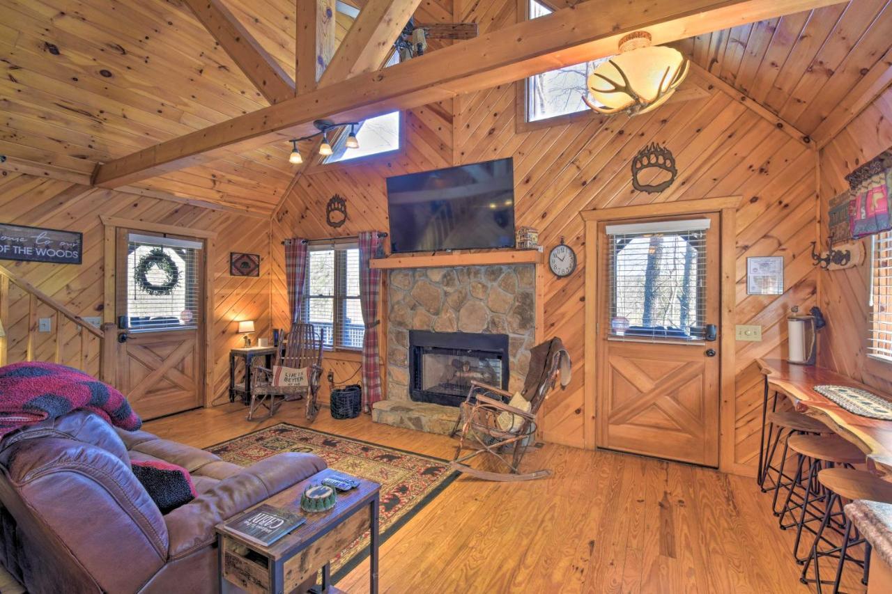 Helen Cabin With Deck And Hot Tub Less Than Half Mi To Main St Экстерьер фото