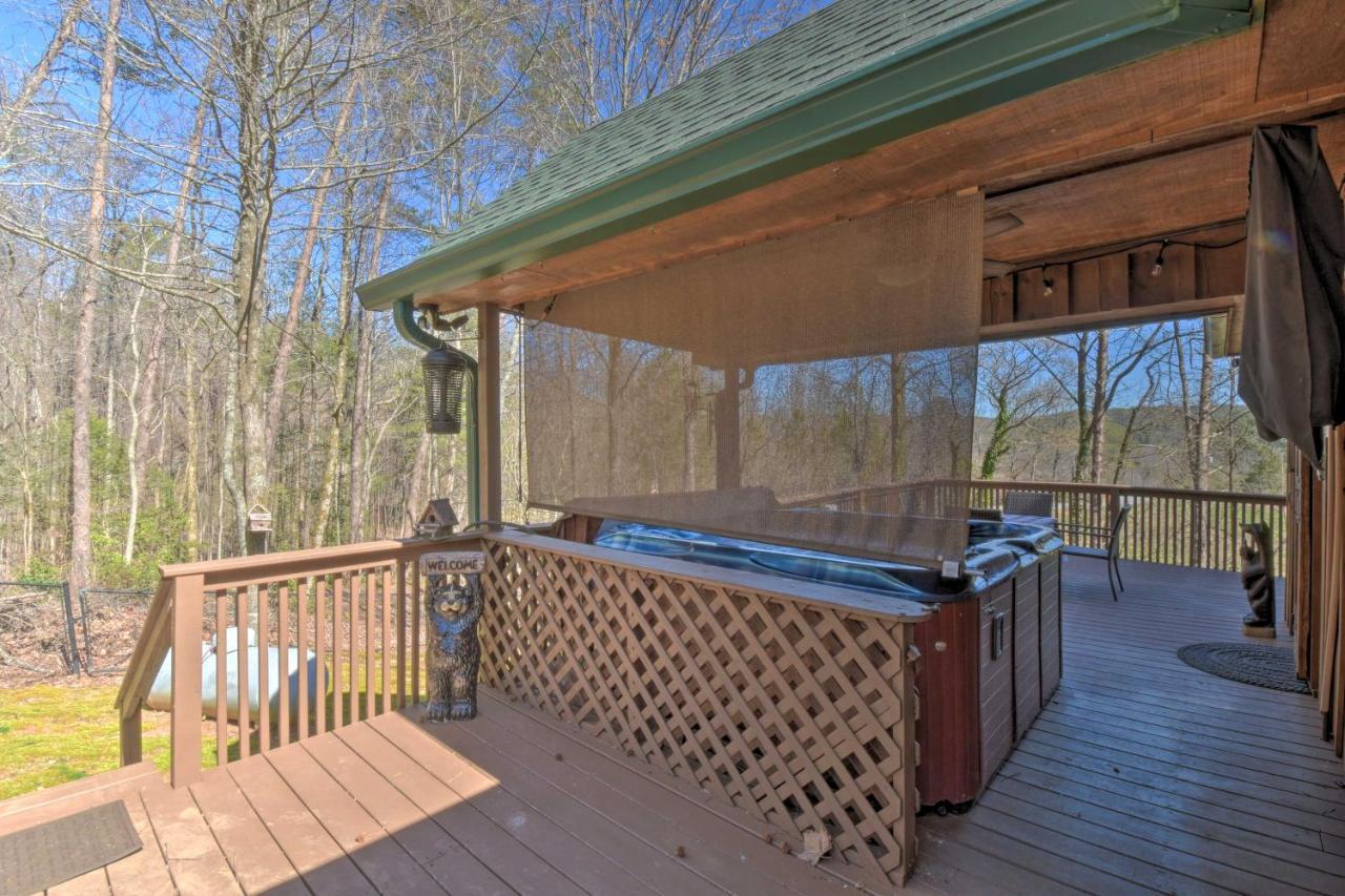 Helen Cabin With Deck And Hot Tub Less Than Half Mi To Main St Экстерьер фото